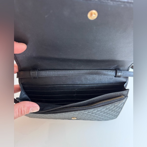 Gucci Black Microguccissma Leather Wallet On Chain (WOC) - Picture 5 of 16